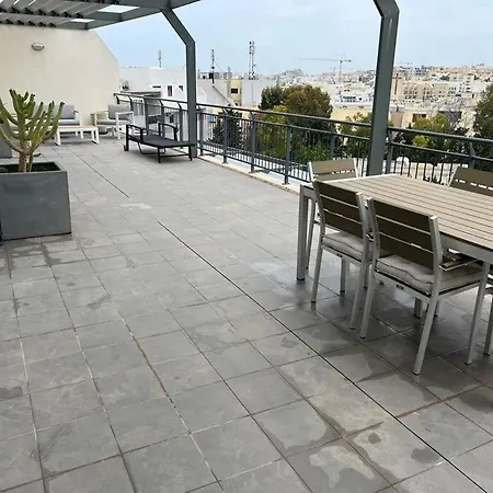 Apartment Luxury 3-bedroom In St Julians *